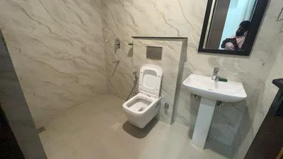 Bathroom Image of 1000 Sq.ft 1 BHK Builder Floor for rent in Sector 38 Gurgaon for Rs. 36000