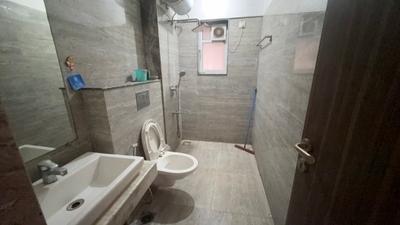 Image of 1350 Sq.ft 3 BHK Apartment / Flat for rent in Raheja Ridgewood, Goregaon East, Mumbai for Rs. 130000