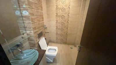Image of 1400 Sq.ft 3 BHK Builder Floor for rent in Surajmal Vihar, New Delhi for Rs. 50000