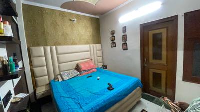 Bedroom Image of 713 Sq.ft 2 BHK Builder Floor for sale in Shahdara New Delhi for Rs. 4500000
