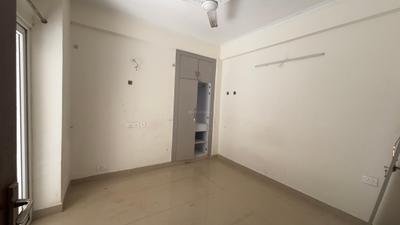 Bedroom Image of 990 Sq.ft 2.5 BHK Apartment / Flat for sale in NBCC Tropical Garden, Noida Extension Greater Noida for Rs. 7500000