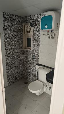 Image of 1500 Sq.ft 3 BHK Apartment / Flat for sale in Pareena Express Heights, Sector 99, Gurgaon for Rs. 18600000