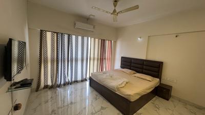 Bedroom Image of 1350 Sq.ft 3 BHK Apartment / Flat for rent in Raheja Ridgewood, Goregaon East Mumbai for Rs. 130000