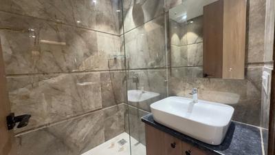 Bathroom Image of 380 Sq.ft 1 RK Independent House for rent in Sector 30 Gurgaon for Rs. 26000