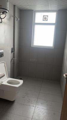 Image of 2400 Sq.ft 4 BHK Builder Floor for sale in SS Linden Residential Floors, Sector 84, Gurgaon for Rs. 30800000