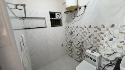 Bathroom Image of 712 Sq.ft 1 BHK Apartment / Flat for rent in Kadugodi Bengaluru for Rs. 22000