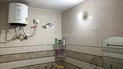 Bathroom Image of 300 Sq.ft 1 RK Apartment / Flat for rent in Vasant Kunj New Delhi for Rs. 35000