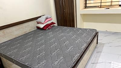 Bedroom Image of 500 Sq.ft 1 RK Apartment / Flat for rent in Scheme No 114 Indore for Rs. 14000