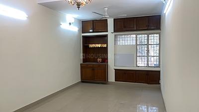 Living Room Image of 1650 Sq.ft 3 BHK Apartment / Flat for sale in DDA Sector C Pocket 9, Vasant Kunj New Delhi for Rs. 45000000