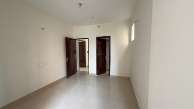 Bedroom Image of 1050 Sq.ft 2 BHK Apartment / Flat for sale in Amrapali Heartbeat City, Sector 107 Noida for Rs. 12547500