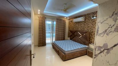 Bedroom Image of 2700 Sq.ft 4 BHK Builder Floor for sale in Ansal Versalia, Sector 67 Gurgaon for Rs. 28000000