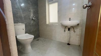 Image of 1045 Sq.ft 3 BHK Apartment / Flat for rent in Amrapali Dream Valley 2, Noida Extension, Greater Noida for Rs. 21400