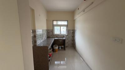 Kitchen Image of 780 Sq.ft 2 BHK Apartment / Flat for rent in Terraform Dwarka Wing A, Ghatkopar East Mumbai for Rs. 62000