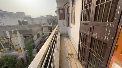 Balcony Image of 950 Sq.ft 3 BHK Builder Floor for sale in Mahavir Enclave New Delhi for Rs. 8500000