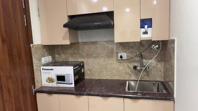 Kitchen Image of 1500 Sq.ft 1 BHK Builder Floor for rent in Sector 39 Gurgaon for Rs. 32000