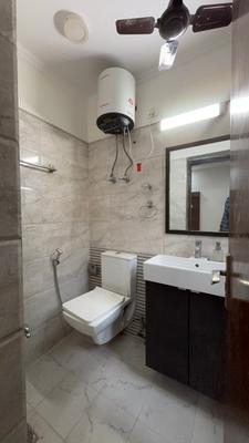 Image of 2950 Sq.ft 3 BHK Builder Floor for sale in Palm Ardee City, Sector 52, Gurgaon for Rs. 22500000