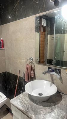 Image of 7200 Sq.ft 6 BHK Duplex for rent in Vikas Nagar, Lucknow for Rs. 150000