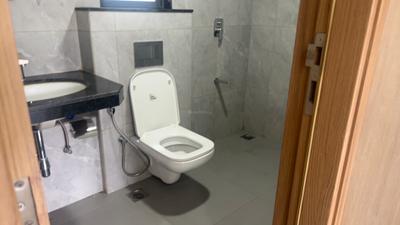 Image of 1500 Sq.ft 3 BHK Apartment / Flat for rent in Godrej Urban Park, Powai, Mumbai for Rs. 115000