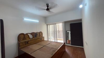 Bedroom Image of 1100 Sq.ft 2.5 BHK Apartment / Flat for sale in Amrapali Verona Heights, Noida Extension Greater Noida for Rs. 8324100