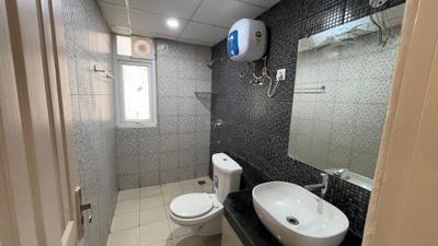 Image of 2100 Sq.ft 3.5 BHK Apartment / Flat for rent in Lotus Panache Island Phase 2, Sector 110, Noida for Rs. 38000