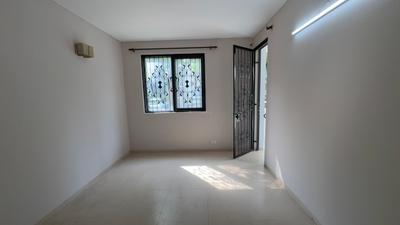 Living Room Image of 1100 Sq.ft 2 BHK Builder Floor for rent in Vatika Emilia Floors, Sector 83 Gurgaon for Rs. 25000
