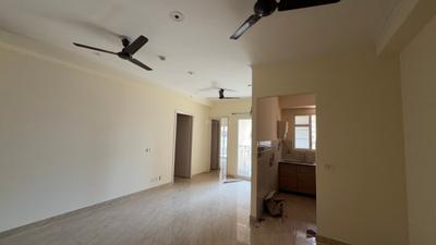 Living Room Image of 1075 Sq.ft 2 BHK Apartment / Flat for rent in Gaur City 7th Avenue, Noida Extension Greater Noida for Rs. 22800