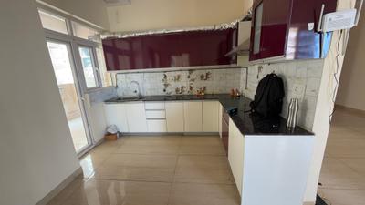 Kitchen Image of 1850 Sq.ft 3 BHK Apartment / Flat for rent in Gaurs Sports Wood, Sector 79 Noida for Rs. 44500