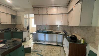 Kitchen Image of 3234 Sq.ft 4 BHK Apartment / Flat for sale in Amrapali Heartbeat City IV, Sector 107 Noida for Rs. 35600000