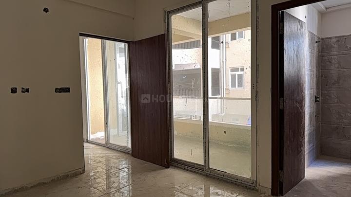 VN Exclusive 444 Main Image 1