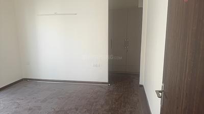 Bedroom Image of 2200 Sq.ft 3.5 BHK Builder Floor for rent in BPTP Amstoria , Sector 102 Gurgaon for Rs. 49000