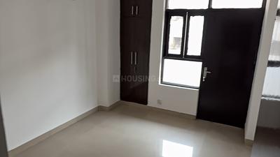 Bedroom Image of 900 Sq.ft 2 BHK Apartment / Flat for sale in Mahagun Puram Phase 1, Mahagunpuram Ghaziabad for Rs. 5750000