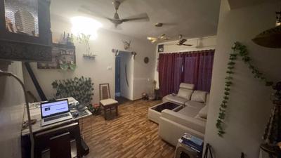 Living Room Image of 1280 Sq.ft 2 BHK Apartment / Flat for rent in Lalani Residency, Thane West Thane for Rs. 40000