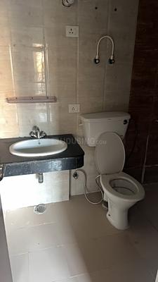 Image of 1100 Sq.ft 2.5 BHK Apartment / Flat for sale in Nimbus Express Park View 2, Chi V, Greater Noida for Rs. 9200000