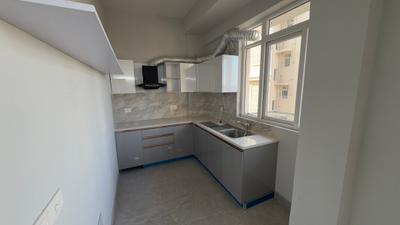 Kitchen Image of 1050 Sq.ft 2 BHK Builder Floor for rent in Signature Global City 92, Sector 92 Gurgaon for Rs. 24000