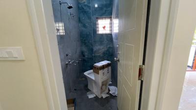 Bathroom Image of 530 Sq.ft 1 BHK Builder Floor for rent in Hulimangala Bengaluru for Rs. 16000