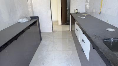 Kitchen Image of 850 Sq.ft 2 BHK Apartment / Flat for rent in Oxford Navrang Crystal, Goregaon West Mumbai for Rs. 60000