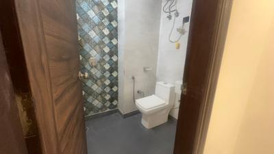 Image of 650 Sq.ft 2 BHK Builder Floor for sale in Sector 8 Dwarka, New Delhi for Rs. 8500000