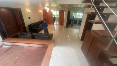 Living Room Image of 2650 Sq.ft 3.5 BHK Independent House for rent in Rohan Seher, Baner Pune for Rs. 90000