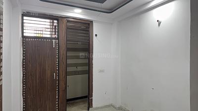 Bedroom Image of 1100 Sq.ft 3 BHK Apartment / Flat for sale in Govindpuram Ghaziabad for Rs. 4195000