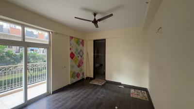 Bedroom Image of 1700 Sq.ft 3.5 BHK Apartment / Flat for rent in Arihant Arden, Noida Extension Greater Noida for Rs. 33000