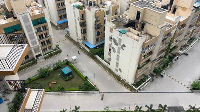 Bedroom Image of 1350 Sq.ft 3 BHK Apartment / Flat for rent in Terrace Homes, Noida Extension Greater Noida for Rs. 25500