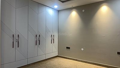 Bedroom Image of 1400 Sq.ft 4 BHK Builder Floor for sale in Sector 4 Rohini New Delhi for Rs. 24000000