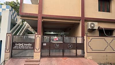 Building Image of 6500 Sq.ft 10 BHK Independent House for sale in Benz Circle Vijayawada for Rs. 35000000