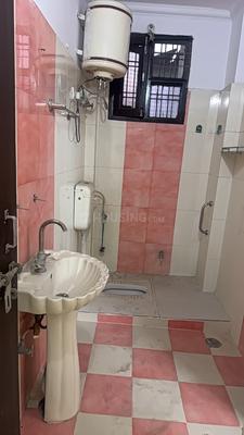Image of 1800 Sq.ft 3 BHK Apartment / Flat for rent in Indira Nagar, Lucknow for Rs. 21000