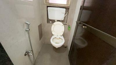 Bathroom Image of 720 Sq.ft 1 BHK Apartment / Flat for sale in Ulwe Navi Mumbai for Rs. 7000000