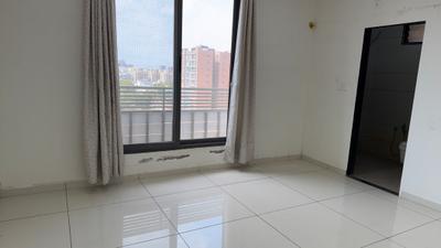 Bedroom Image of 1400 Sq.ft 3 BHK Apartment / Flat for rent in Shiv Shakti Uma Greens, Kudasan Gandhinagar for Rs. 25000