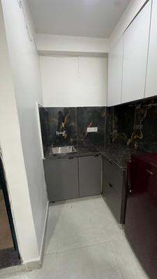 Kitchen Image of 250 Sq.ft 1 RK Independent House for rent in DLF Phase 3 Gurgaon for Rs. 15000