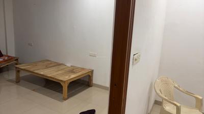 Bedroom Image of 1000 Sq.ft 2 BHK Builder Floor for rent in Gomti Nagar Lucknow for Rs. 10000
