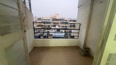 Image of 1055 Sq.ft 2 BHK Apartment / Flat for rent in Vardhaman Heights Phase2, Rahatani, Pune for Rs. 29000