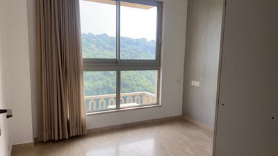 Bedroom Image of 1250 Sq.ft 3 BHK Apartment / Flat for sale in Hiranandani Highland A B C D And E Wing, Powai Mumbai for Rs. 43500000